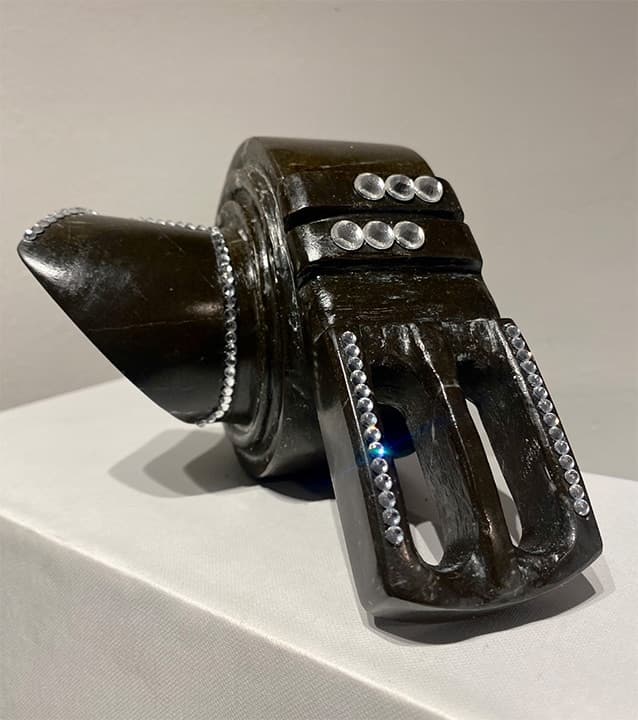 La cintura di marmo — Collezione Rocker