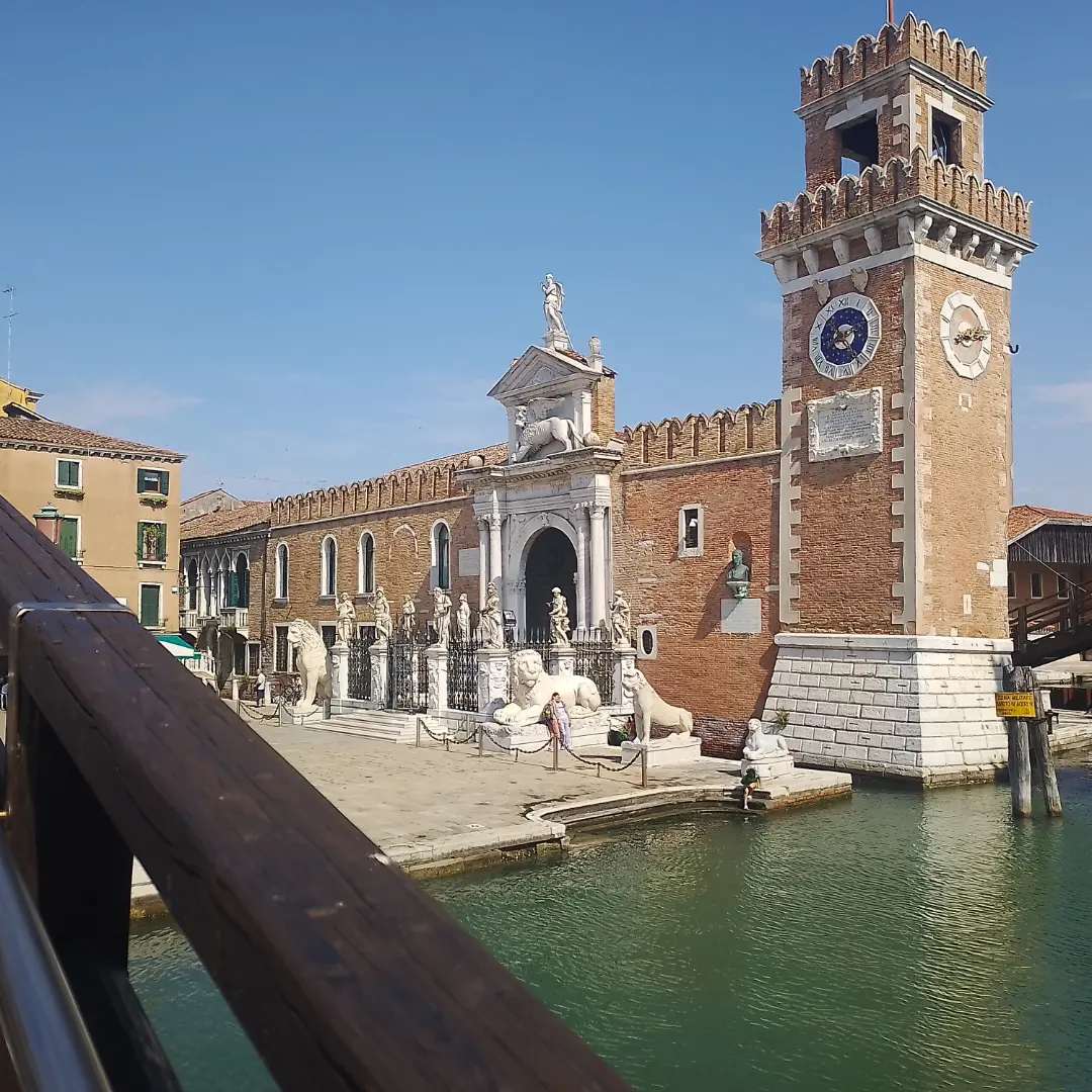 Galleria Venezia 5